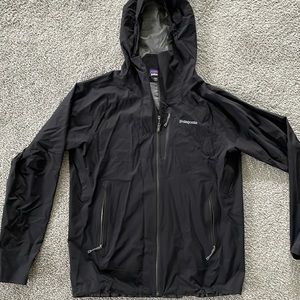 Mens Large Patagonia rain shell